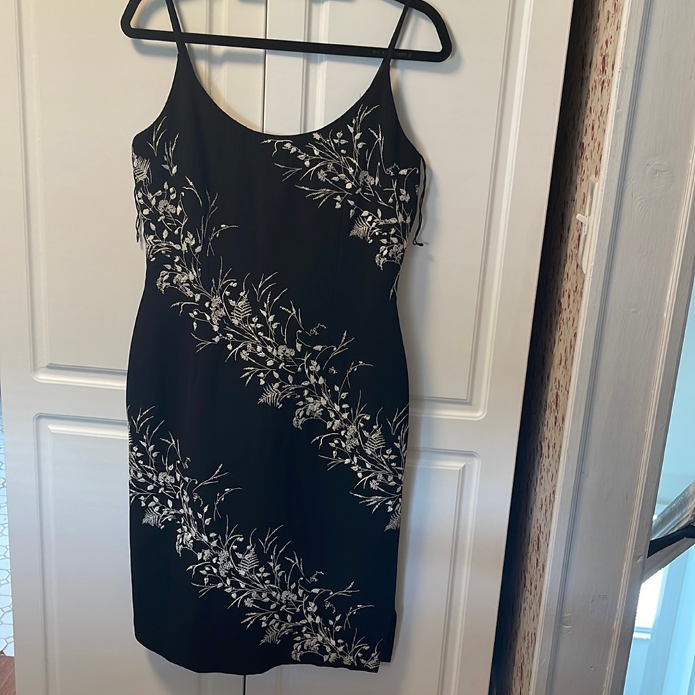 Maggie London size 8 Little Black Dress